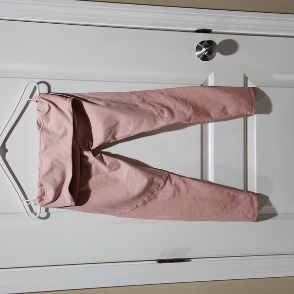 Victoria Sport Legging - Picture 2 of 4